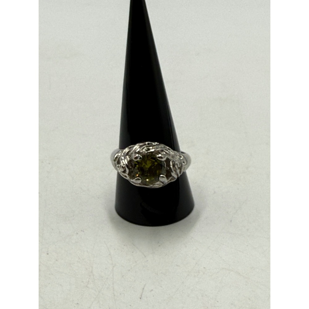 Vintage Ornate Silver Tone Nest Ring Olive Green Stone Size 11 Statement Jewelry